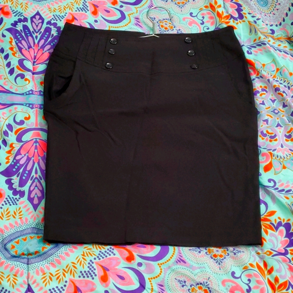 Black pencil skirt